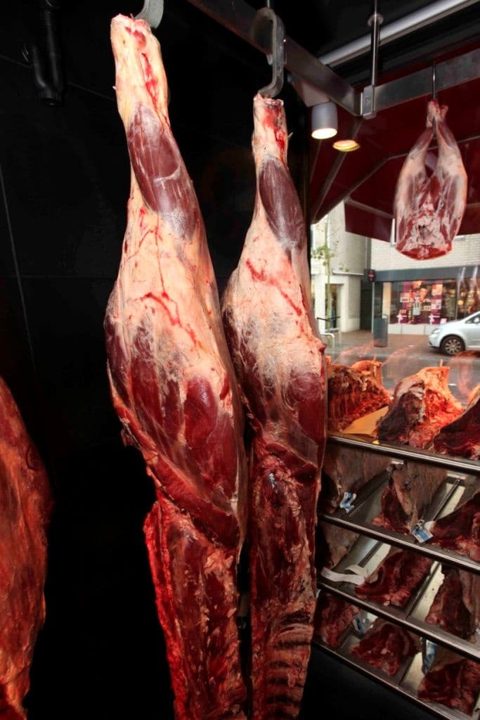 Direct Barn Store Network